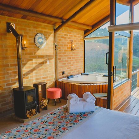 Pousada Ho'Oponopono Chalets & Wine Sapucaí-Mirim Extérieur photo