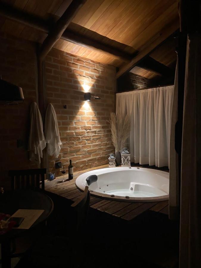 Pousada Ho'Oponopono Chalets & Wine Sapucaí-Mirim Extérieur photo