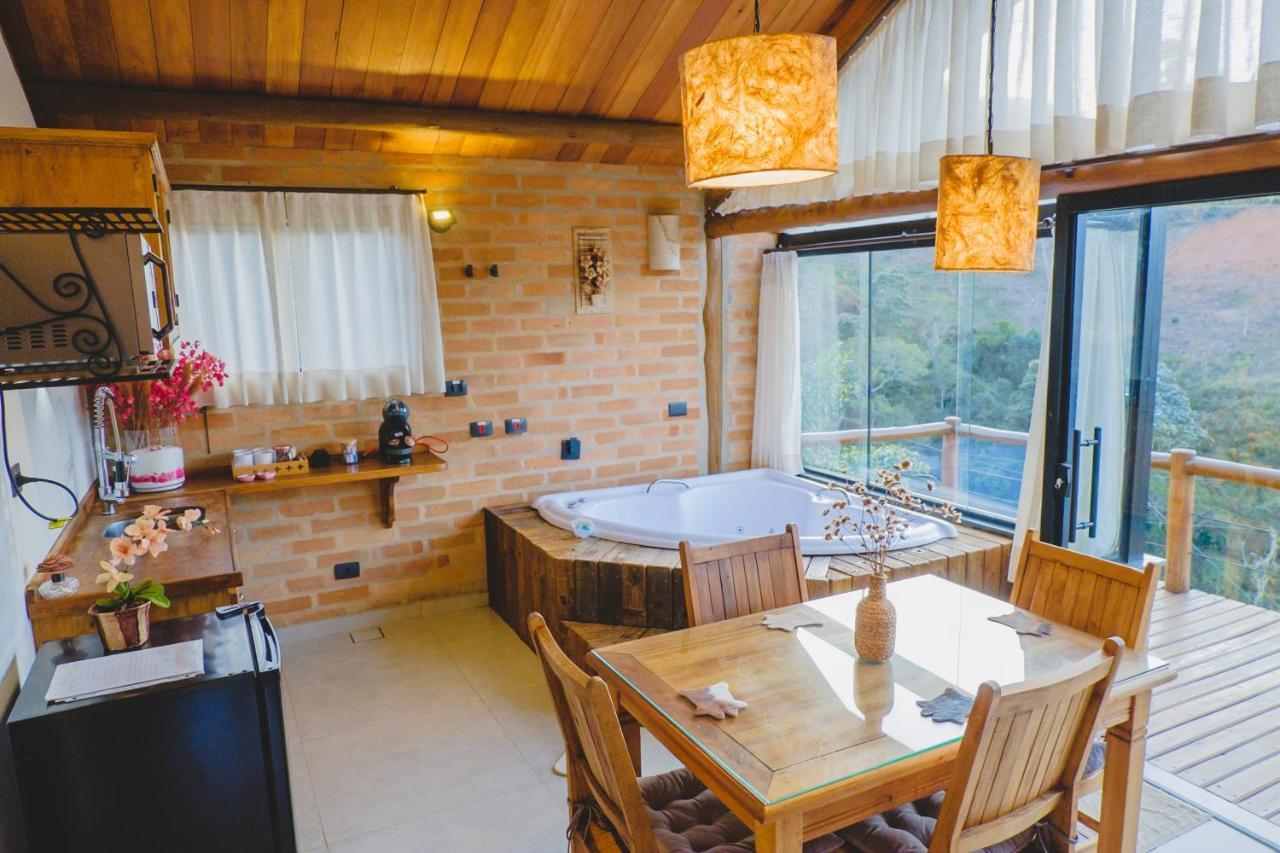 Pousada Ho'Oponopono Chalets & Wine Sapucaí-Mirim Extérieur photo