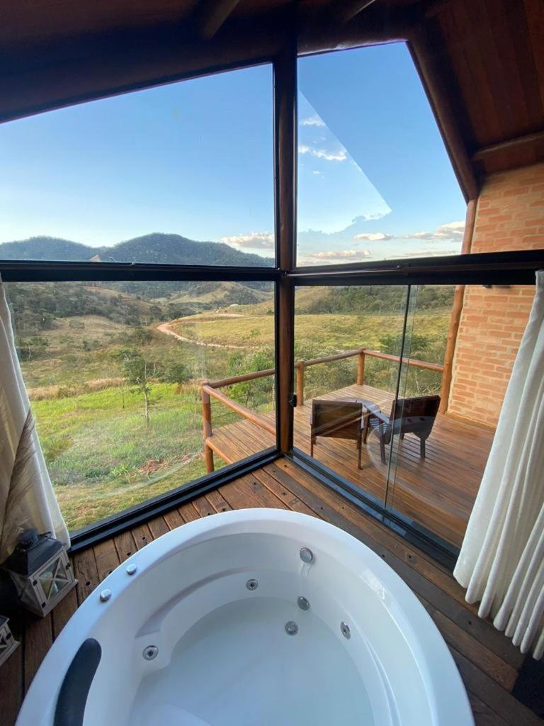 Pousada Ho'Oponopono Chalets & Wine Sapucaí-Mirim Extérieur photo