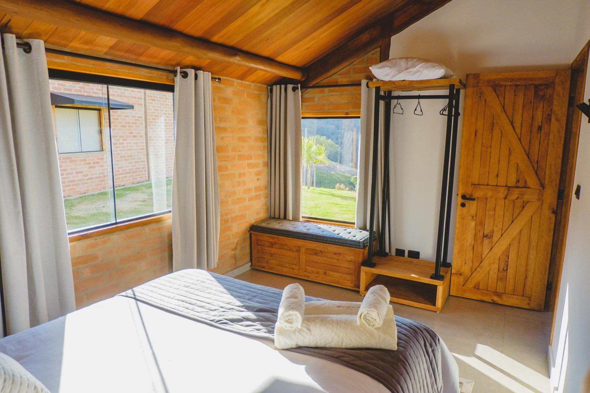 Pousada Ho'Oponopono Chalets & Wine Sapucaí-Mirim Extérieur photo